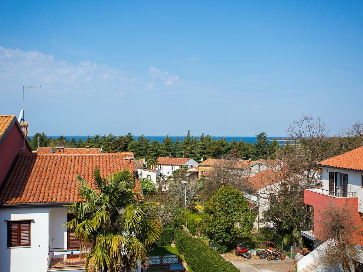 Elena Apartment Porec Bagian luar foto