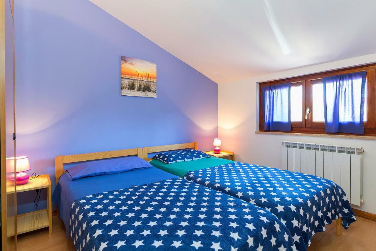 Elena Apartment Porec Bagian luar foto